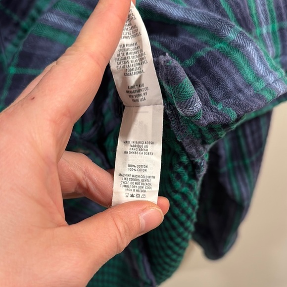 Aerie Women’s Plaid Long Sleeve Button Down Shirt Green Blue Size M - Picture 4 of 4